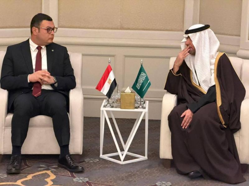 على هامش منتدى مستقبل العقار 2026… وزير الإسكان يعقد لقاءً ثانيًا مع وزير البلديات والإسكان السعودي