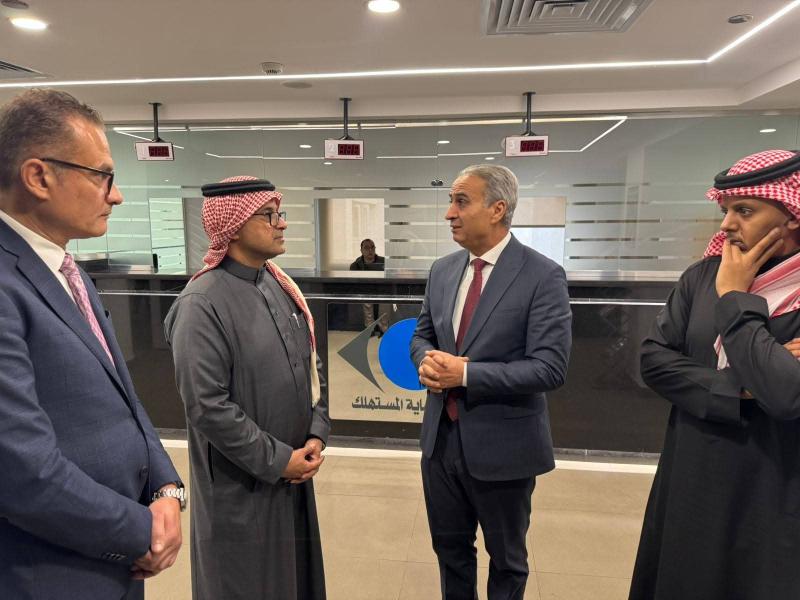 رئيس جهاز حماية المستهلك يبحث مع المستشار التجاري بالسفارة السعودية تعزيز التعاون وتبادل الخبرات