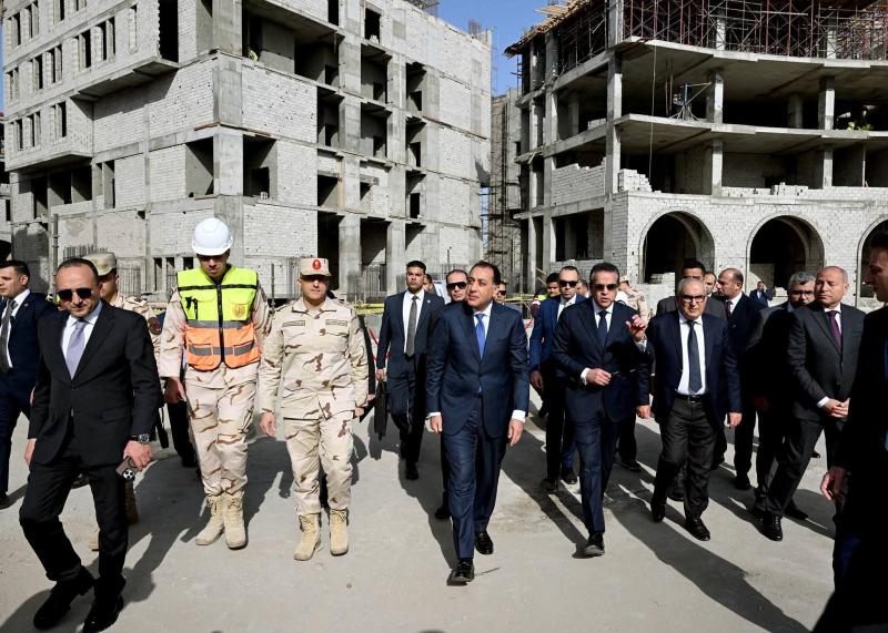 استكمالاً لزيارته عدة صروحٍ طبية هذا الشهر:  رئيس الوزراء يتفقد مشروع إنشاء مُستشفى هليوبوليس الجديدة