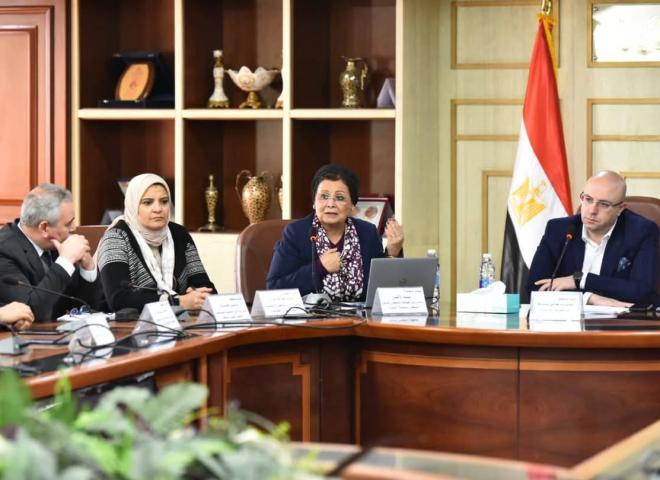 نائب وزير الصحة في بني سويف: توحيد الرسائل السكانية:  نحو ولادة طبيعية آمنة وأسر أكثر صحة