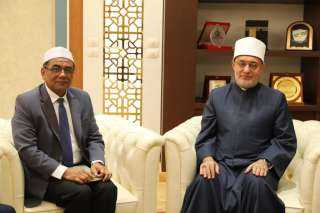 مفتي الجمهورية يستقبل وفدًا من مكتب شيخ الإسلام في تايلاند لبحث سبل التعاون الإفتائي والأكاديمي