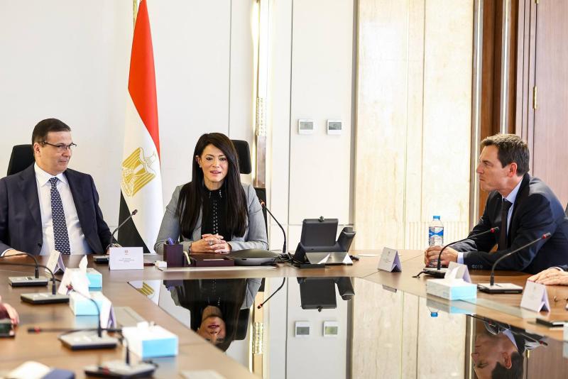 وزيرة التخطيط والتنمية الاقتصادية والتعاون الدولي توقّع مذكرة تفاهم مع شركة ”شنايدر إلكتريك” لدفع العمل المناخي وتعزيز الأمن الغذائي من خلال مشروعات برنامج ”نُوفّي”