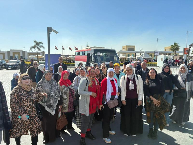 التضامن الاجتماعي تنظم زيارات لعدد من دور المسنين لمعرض القاهرة الدولي للكتاب