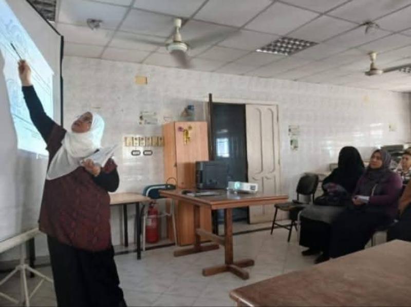 الإدارة العامة للصيدلة تنفذ ورشة عمل تدريبية لجميع الصيادلة الحكوميين بإدارة أبوالمطامير الصحية