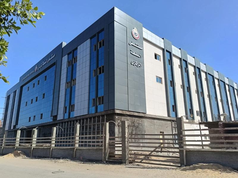 نائب رئيس الوزراء وزير الصحة يتلقى تقريرًا بمرور ميداني على 29 مشروعًا صحيًا جاريًا في 10 محافظات