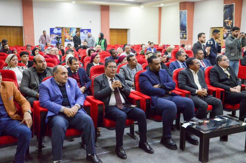 الشباب والرياضة تواصل فعاليات النسخة الرابعة من قمة شباب الصعيد بالمدينة الشبابية بالغردقة