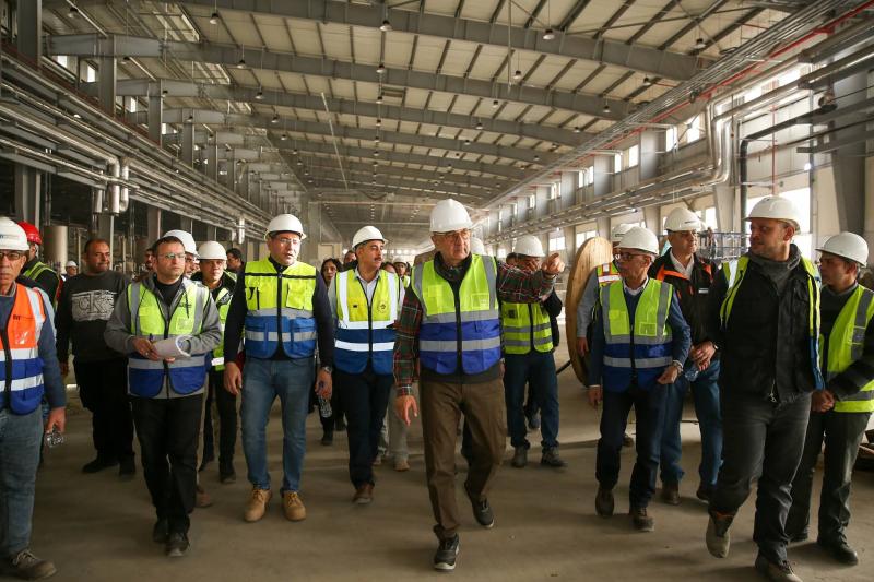 جولة ميدانية موسعة ب”غزل المحلة”.. وزير قطاع الأعمال العام يتفقد جاهزية المصانع والأعمال النهائية للمرحلة الثانية من المشروع القومي لتطوير صناعة الغزل والنسيج