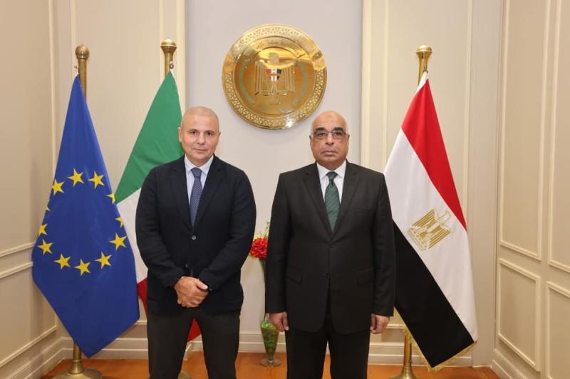 - وزير العدل يستقبل سفير دولة إيطاليا بالقاهرة