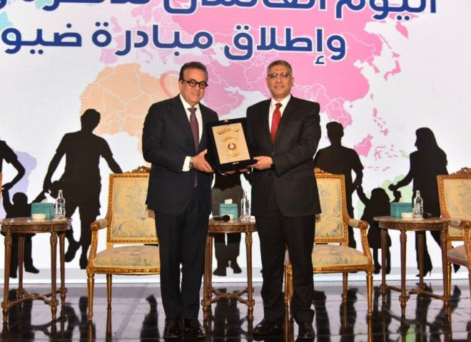 وزير الصحة يدشن فعاليات اليوم العالمي للأسرة والسلام