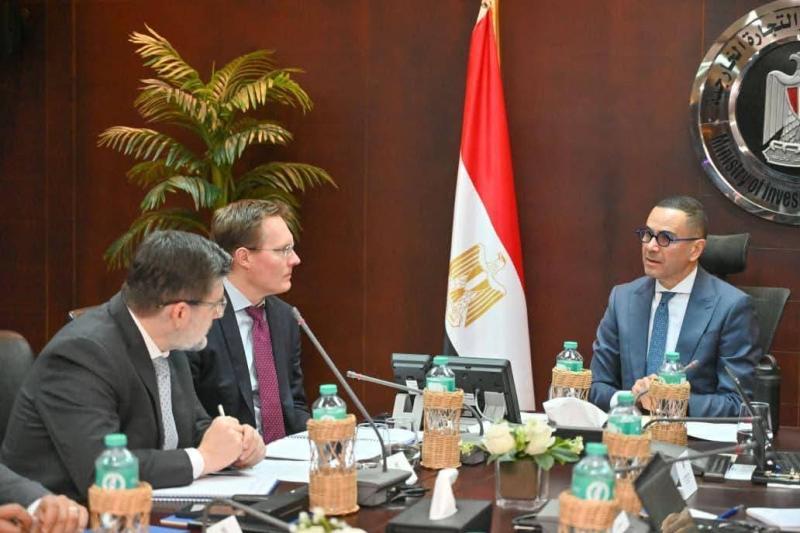 وزير الاستثمار والتجارة الخارجية يلتقي ممثلي وكالة موديز للتصنيف الائتماني لاستعراض تطورات الاقتصاد المصري وتعزيز بيئة الاستثمار