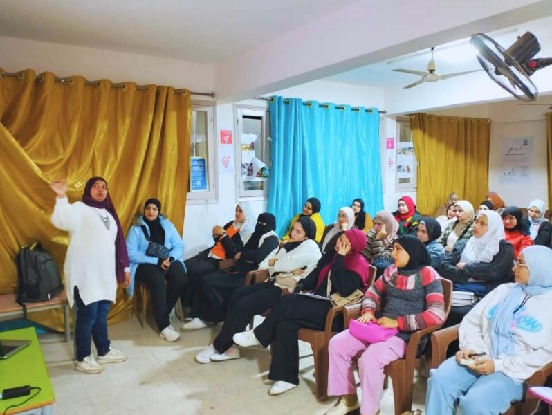 الشباب والرياضة بدمياط تنفذ برنامجًا تدريبيًا لتنمية مهارات اللغة الإنجليزية لأعضاء نادي القيادات الشبابية YLC