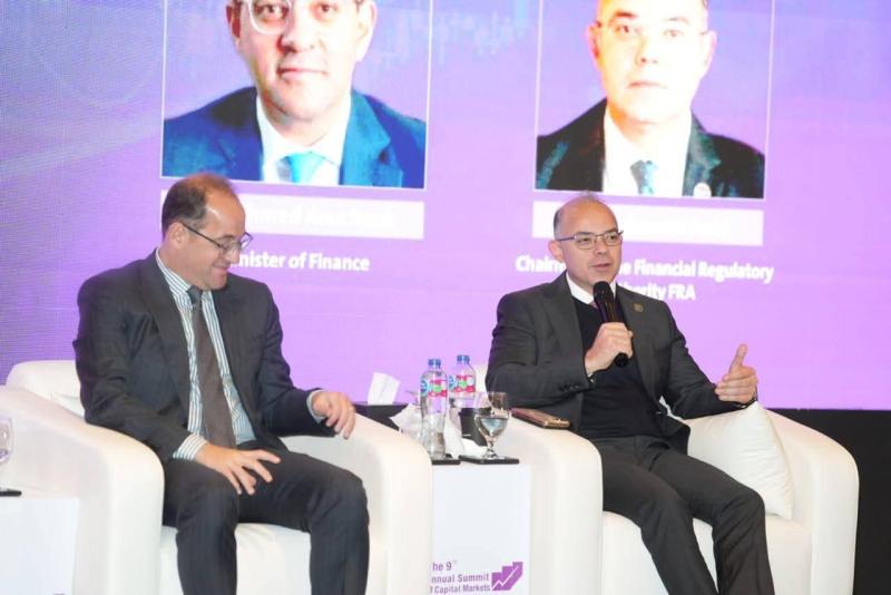 رئيس الرقابة المالية يلقي الكلمة الرئيسية في مؤتمر قمة أسواق المال بعنوان ” التكنولوجيا المالية.. الطريق إلى الشمول الاستثماري”