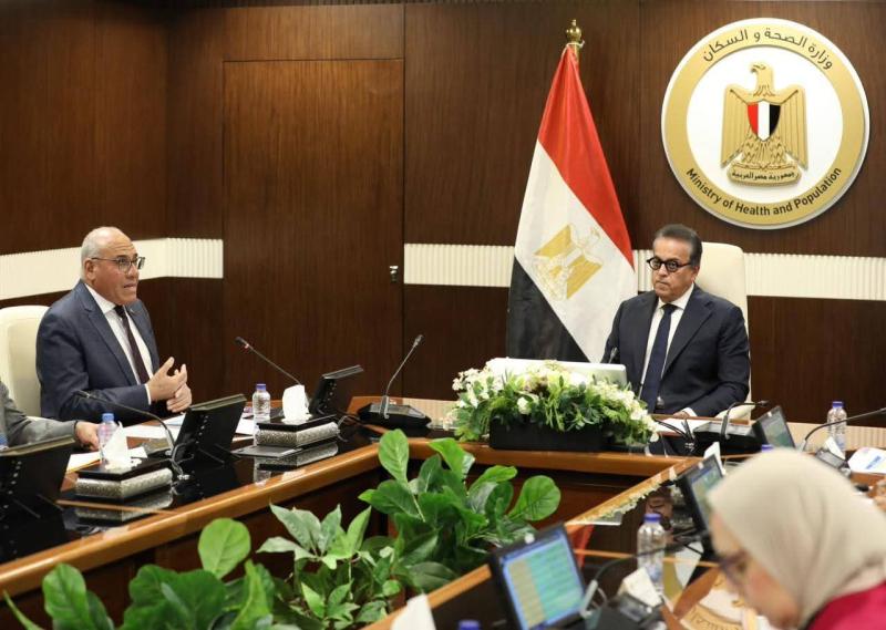 وزير الصحة يبحث مع رئيس الهيئة العربية للتصنيع تسريع مشروعات تطوير المستشفيات والمنشآت الصحية