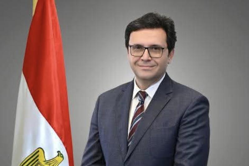 مفتي الجمهورية يهنئ وزير الثقافة بالنجاح الباهر الذي حققه معرض القاهرة الدولي للكتاب في دورته الـ57