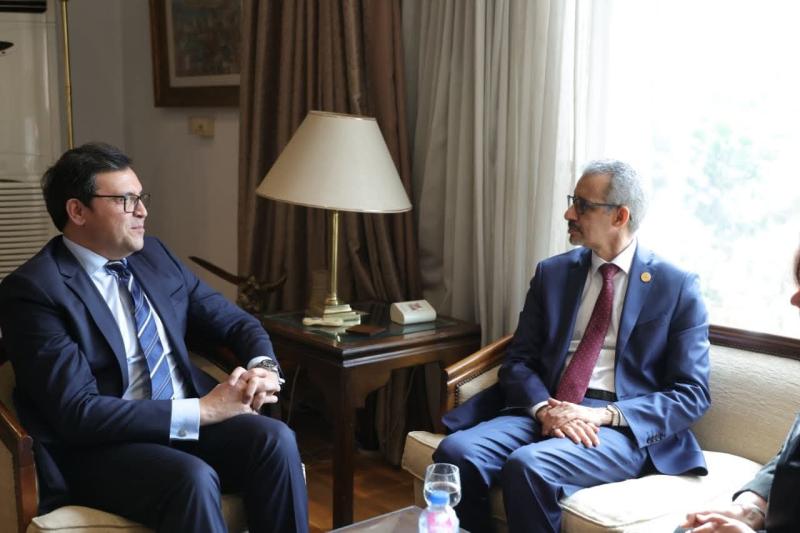 وزير الثقافة يلتقي المدير العام للمنظمة العربية للتربية والعلوم والثقافة (الألكسو) لبحث سبل تعزيز التعاون المشترك بين الجانبين