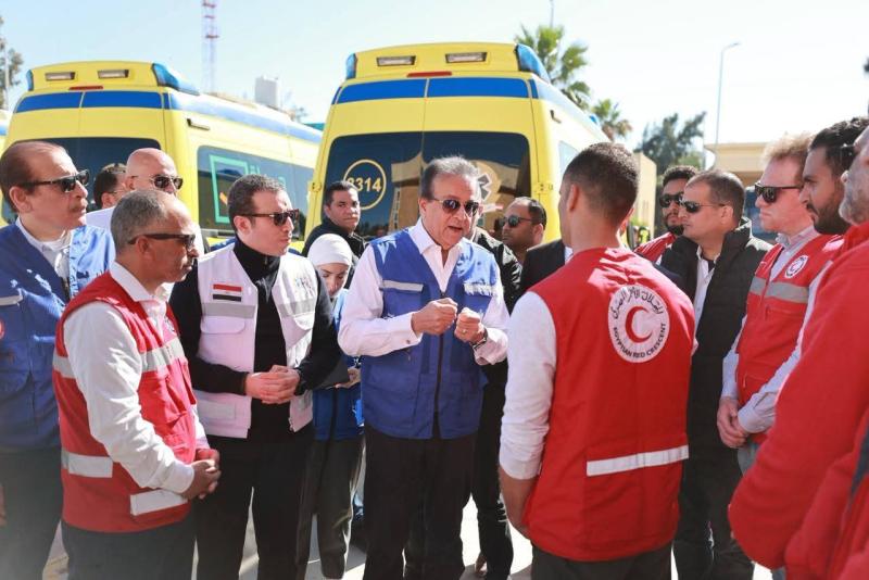 تفقد الدكتور خالد عبدالغفار، نائب رئيس مجلس الوزراء وزير الصحة والسكان، معبر رفح البري بمحافظة شمال سيناء