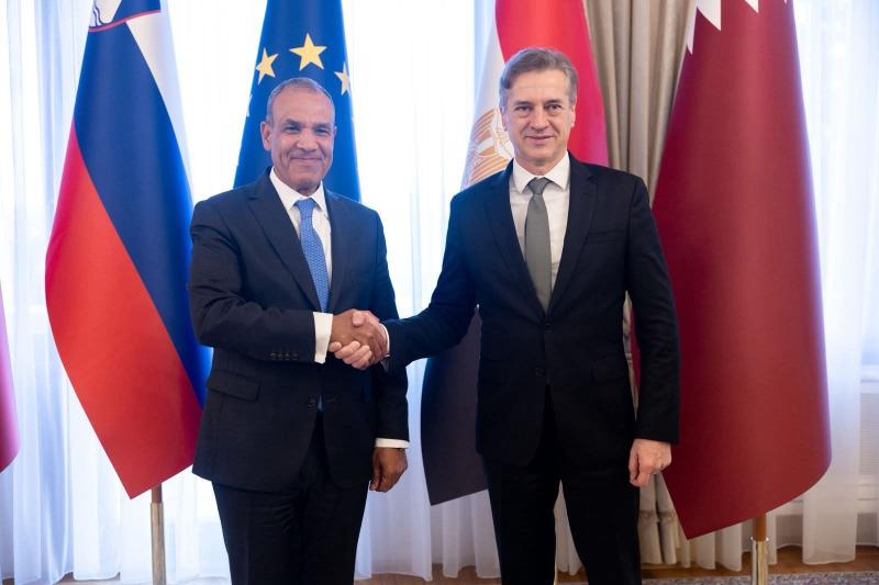 • وزير الخارجية يلتقي رئيس وزراء جمهورية سلوفينيا