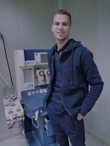 وفاة أخصائي تمريض إثر توقف مفاجئ في عضلة القلب أثناء عمله بمستشفى سوهاج التعليمي