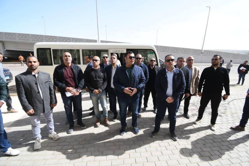 وزير الإسكان يتفقد مركز المؤتمرات والمعارض بالمدينة التراثية و”سكن كل المصريين” بالعلمين الجديدة
