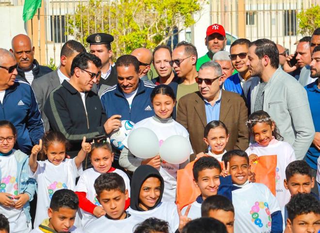 المتحدث الرسمي لوزارة الشباب والرياضة: «خطوة نحو حياة أفضل» برنامج يستهدف بناء قدرات النشء وتعزيز قيم الانتماء بالمحافظات الحدودية