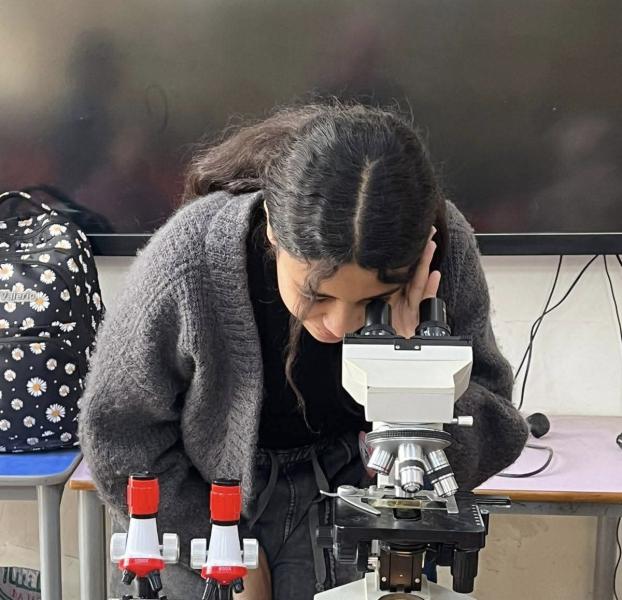 بالتعاون مع الجمعية المصرية للعلوم والهندسة وفريق SRS  وزارة الشباب تنفذ برنامج «رحلة إبداع» لتبسيط العلوم بمراكز الشباب