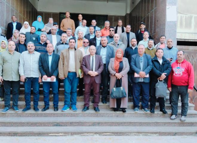 وكيل ”زراعة البحيرة” يجتمع بمديرى الجمعيات ويحذر من تحميل الأسمدة المدعمة أية أعباء إضافية