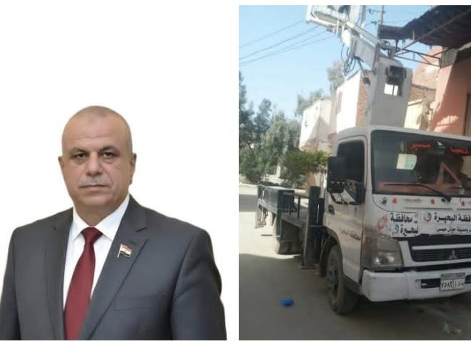 اللواء / محمد زايد - رئيس المركز يوجه  بإستمرار العمل من صيانة كشافات الإنارة بشوارع المدينة والعمل علي ترشيد استهلاك الكهرباء بالميادين والشوارع .