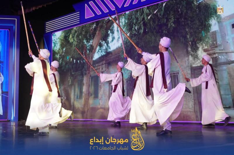 جامعة اسيوط تدخل السباق على خشبة مسرح المدينة الشبابية بالإسكندرية*