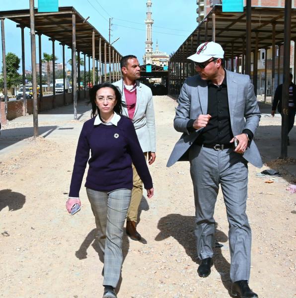 محافظ البحيرة تتفقد موقف شبراخيت الجديد بطريق التوفيقية - شبراخيت