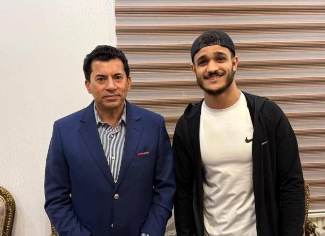 وزير الرياضة . فخور بعودة مصطفى حسين إلى وطنه ولعبه باسم مصر وحصوله على ذهبية العالم