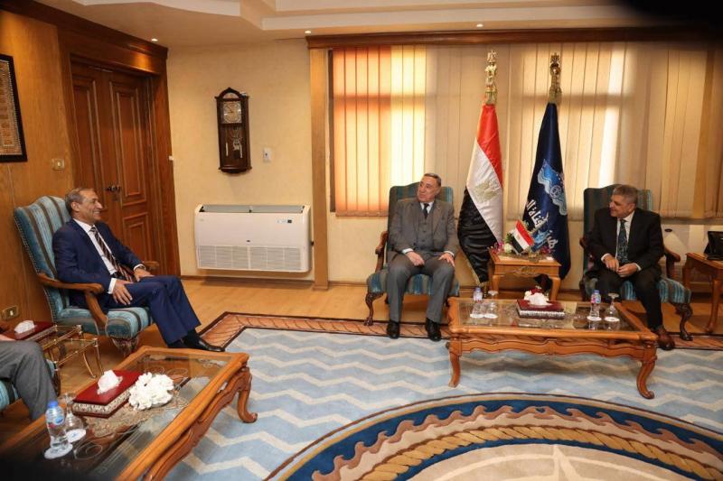 الفريق أسامة ربيع يستقبل رئيس المحكمة الدستورية العليا ورؤساء المحاكم والمجالس الدستورية الإفريقية