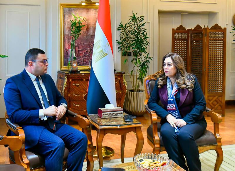 وزيرا التنمية المحلية والقائم بأعمال وزير البيئة والإسكان والمرافق والمجتمعات العمرانية يناقشان التعاون في تنفيذ منظومة المخلفات الصلبة في المدن الجديدة وغلق المقالب العشوائية