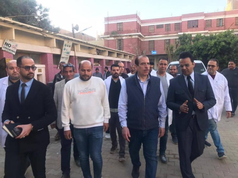 نائب وزير الصحة يجري جولة تفقدية للمنشآت الطبية بسوهاج ويوجه بتلافي السلبيات خلال أسبوع
