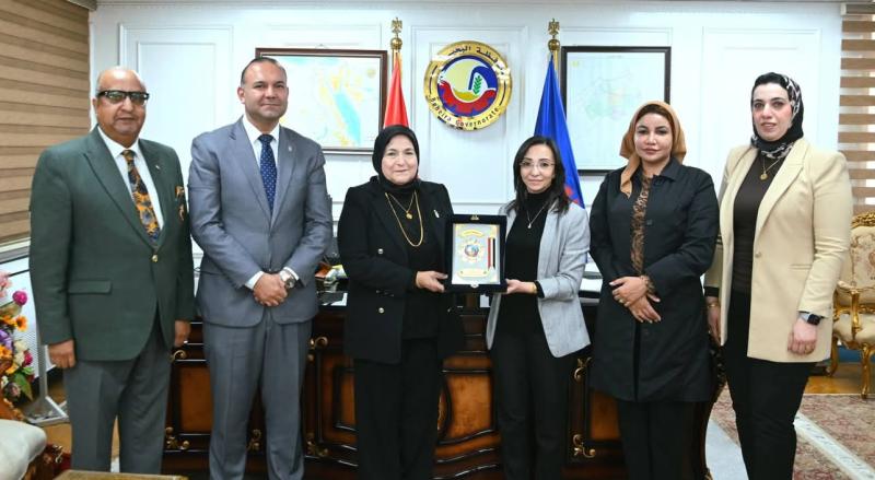 محافظ البحيرة تستقبل وفد المجلس القومي للمرأة وتؤكد دعمها الكامل لجهود مناهضة العنف ضد المرأة