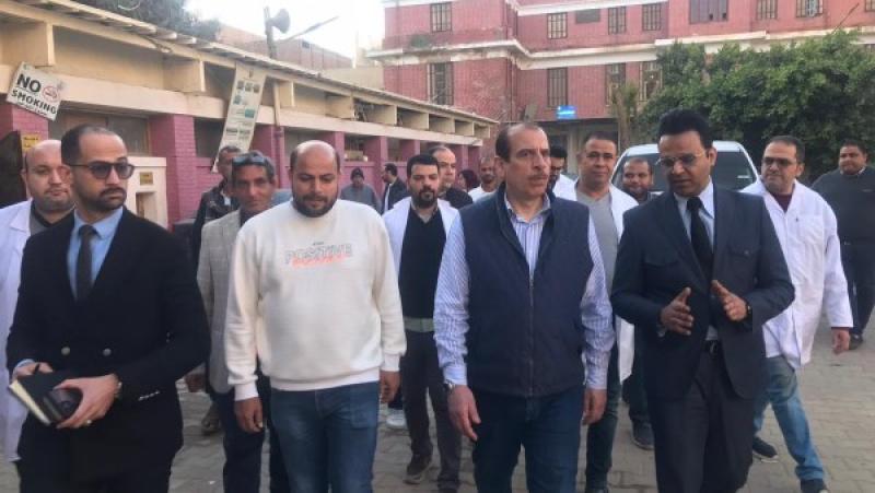 نائب وزير الصحة يجري جولة تفقدية للمنشآت الطبية بسوهاج ويوجه بتلافي السلبيات خلال أسبوع