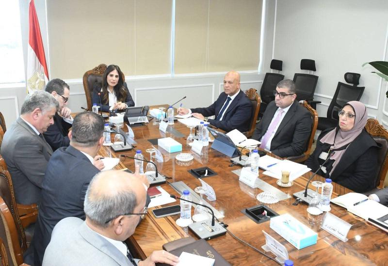 وزيرة الإسكان تتابع موقف تنفيذ المبادرة الرئاسية ”حياة كريمة”