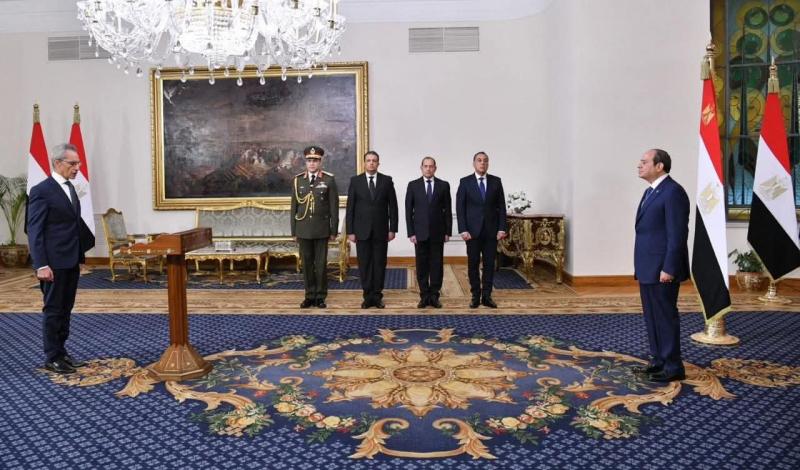 ▪︎وزير المجالس النيابية يستهل مهام عمله بتوجيه الشكر للقيادة السياسية.. ويؤكد: التعاون البناء مع البرلمان ركيزة أساسية للجمهورية الجديدة