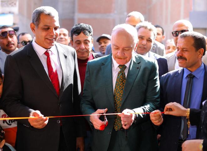 محمد الشريف رئيس مجلس ادارة الغرفة التجارية بالبحيرة  يفتتح رابع معارض ”أهلاً رمضان” بالمحمودية