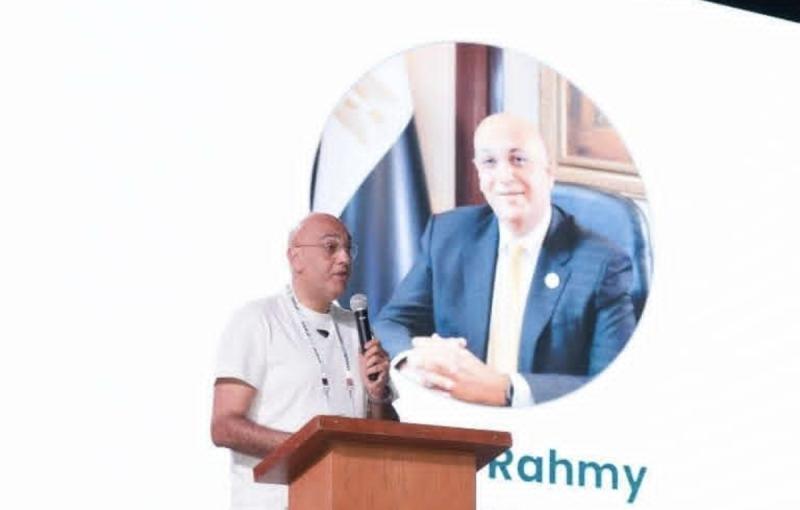 الرئيس التنفيذي لجهاز تنمية المشروعات يعرض أنشطة الجهاز الداعمة لرواد الأعمال