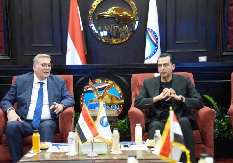 بحضور قيادات الحزب والهيئة البرلمانية… “مستقبل وطن” يستضيف وزير البترول و الثروة المعدنية للتعرف على خطة عمل و أولويات الوزارة للمرحلة القادمة