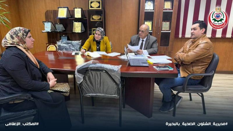 لجنة اختيار المتميزين للتكليف بوظائف إشرافية و قيادية تواصل اجراء المقابلات الشخصية مع السادة المتقدمين للإعلان