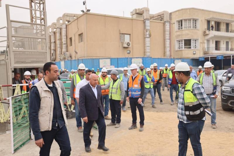 بيان عن حدوث كسر في ماسورة مياه وهبوط أرضي بجوار أحد العقارات بمنطقة مصر القديمة