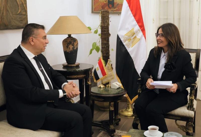 وزيرة الثقافة تبحث مع رئيس اتحاد إذاعات وتلفزيونات دول التعاون الإسلامي تعزيز التعاون الثقافي والإعلامي