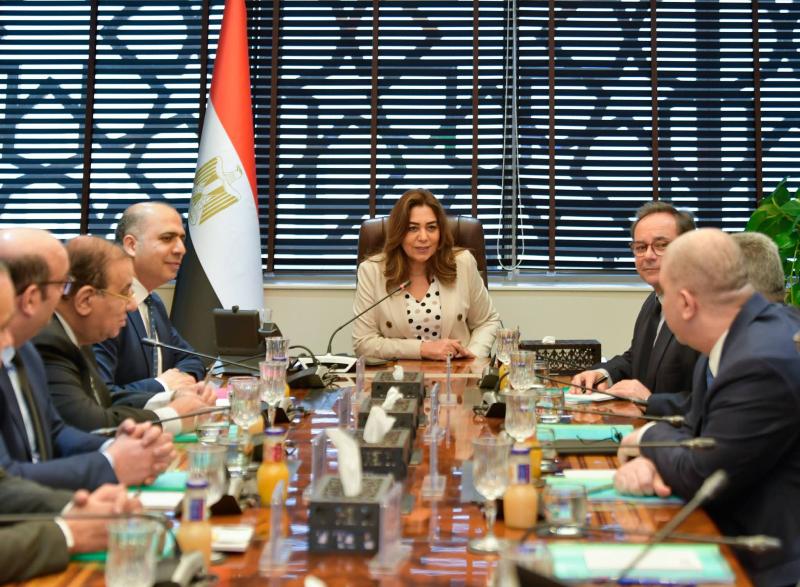 التوسع في إنشاء وحدات ”البيوجاز” بمحافظات الصعيد للاستفادة من المخلفات الزراعية