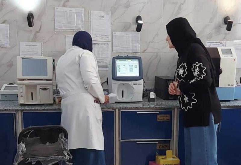 مرور ميداني لمدير ادارة المعامل بالمديرية لمتابعة العمل في مستشفى رشيد