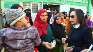 فى مستهل جولة موسعة بمركز كفر الدوار على مختلف القطاعات ...  محافظ البحيرة تتفقد مكتب البريد بسيدي غازي