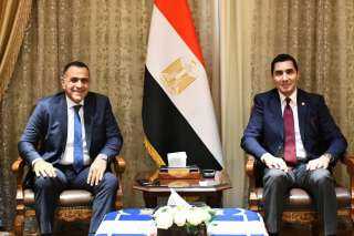 وزير الشباب والرياضة يستقبل رئيس الشركة الإفريقية لبحث التعاون المشترك