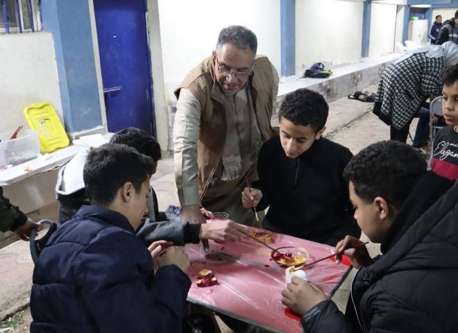 المكتبة المتنقلة تواصل رسالتها التوعوية بكوم حمادة ضمن فعاليات ”قطار الخير ٢”