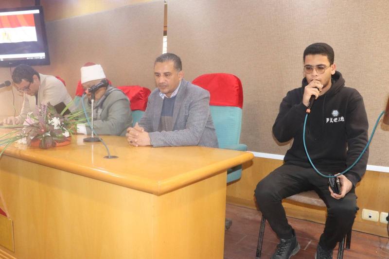 ضمن فعاليات “قطار الخير ٢” بالبحيرة.. ندوة فكرية بمكتبة مصر العامة بدمنهور حول مواقف مضيئة في حياة الإمامين الحسن والحسين