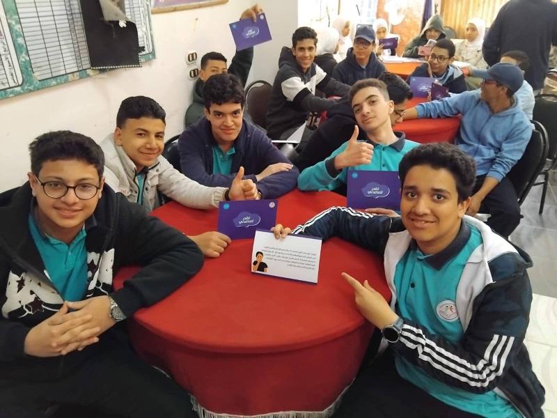 لتعزيز الوعي الرقمي لدى الطلاب .. تدريب طلاب الثانوية بكوم حمادة على الإستخدام الآمن للإنترنت ضمن فعاليات ”قطار الخير ٢”